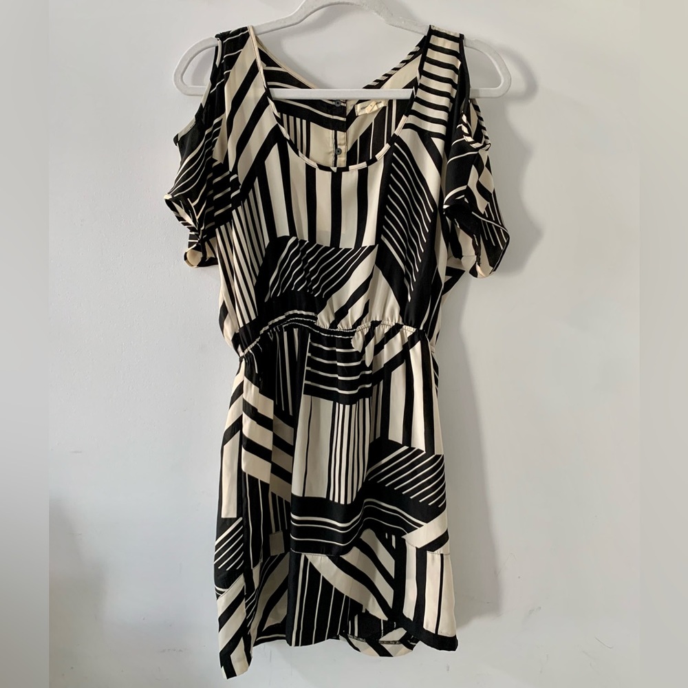 Silence & Noise - Open-Shoulder Dress in Black/Tan with Button Detail (Size S)